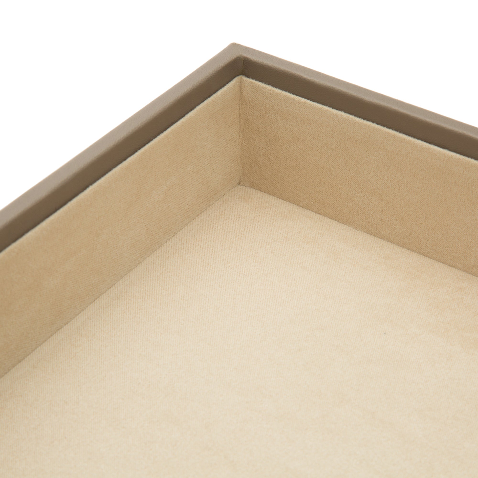 Vault 2" Deep Tray