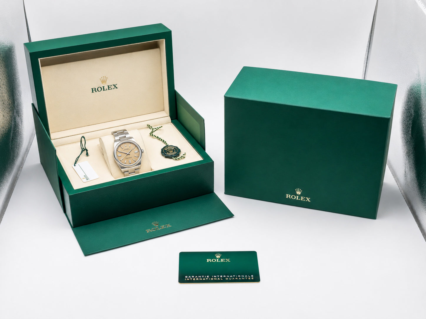 Rolex Oyster Perpetual 134300