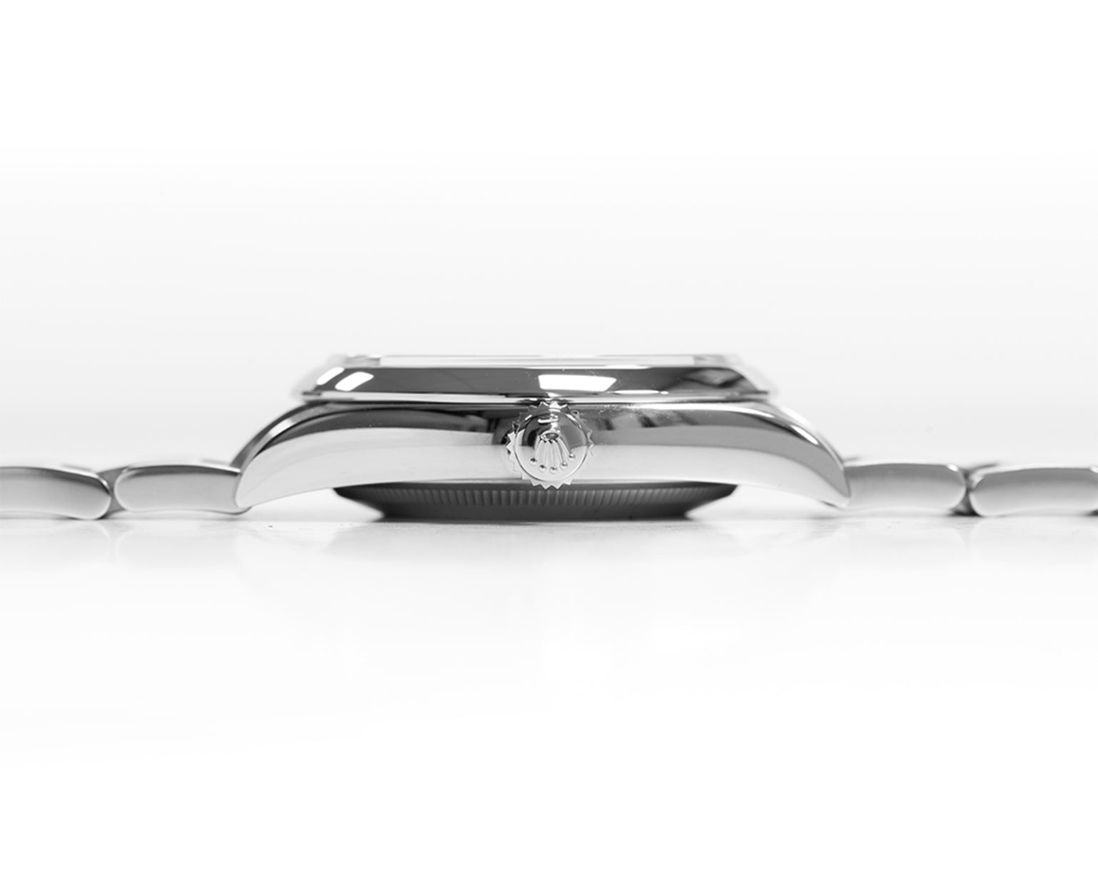 Rolex Oyster Perpetual 126000 bracelet detail - Stainless Steel