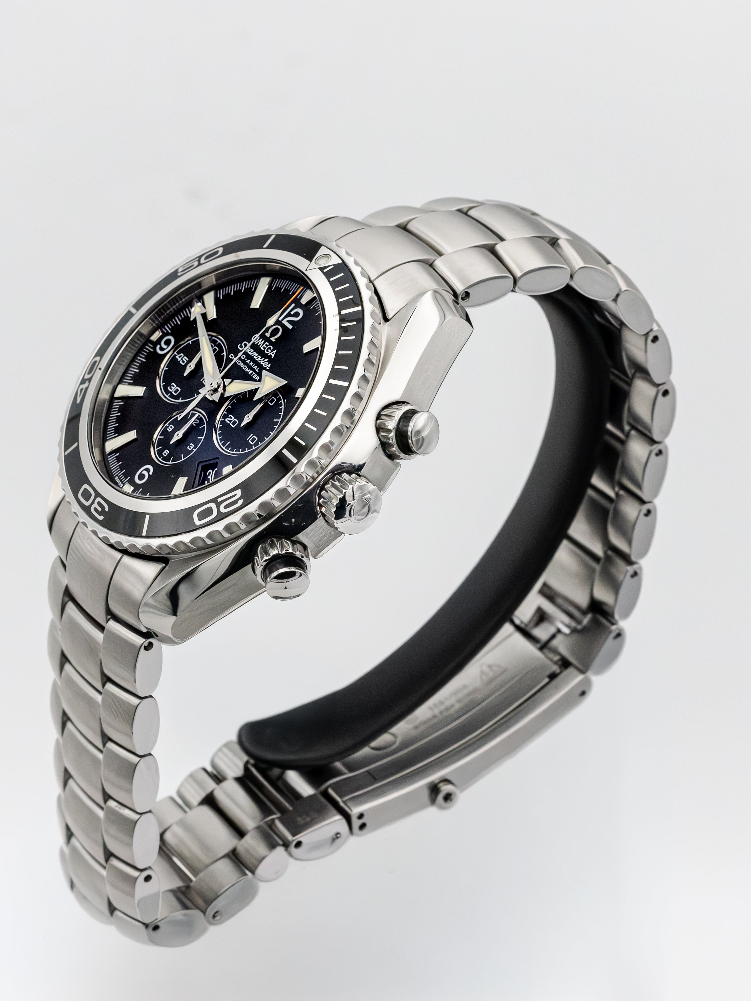 OMEGA SEAMASTER PLANET OCEAN 600M dial close-up - preowned luxury watch