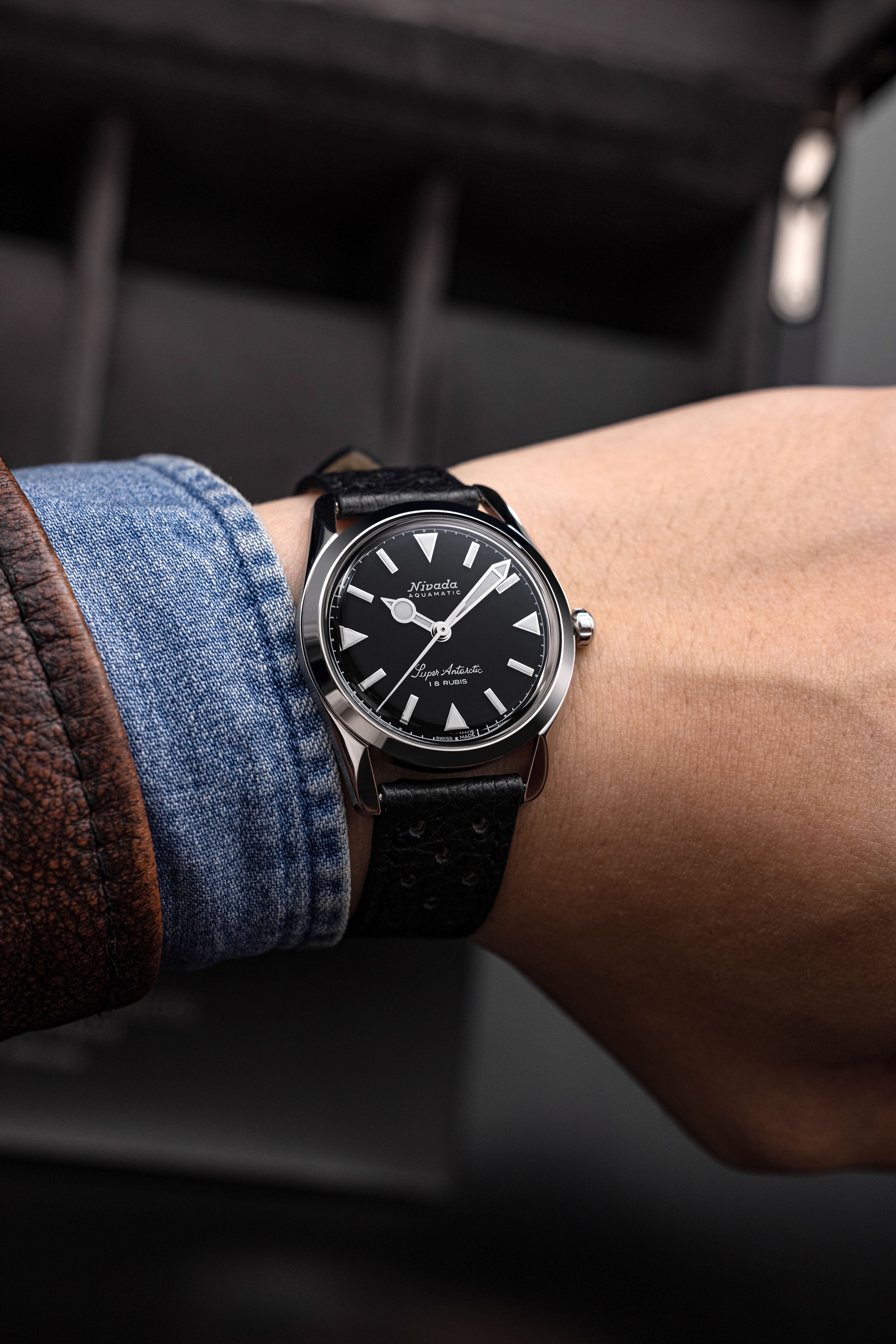 Nivada Grenchen Super Antarctic 35mm - Black White Luminova