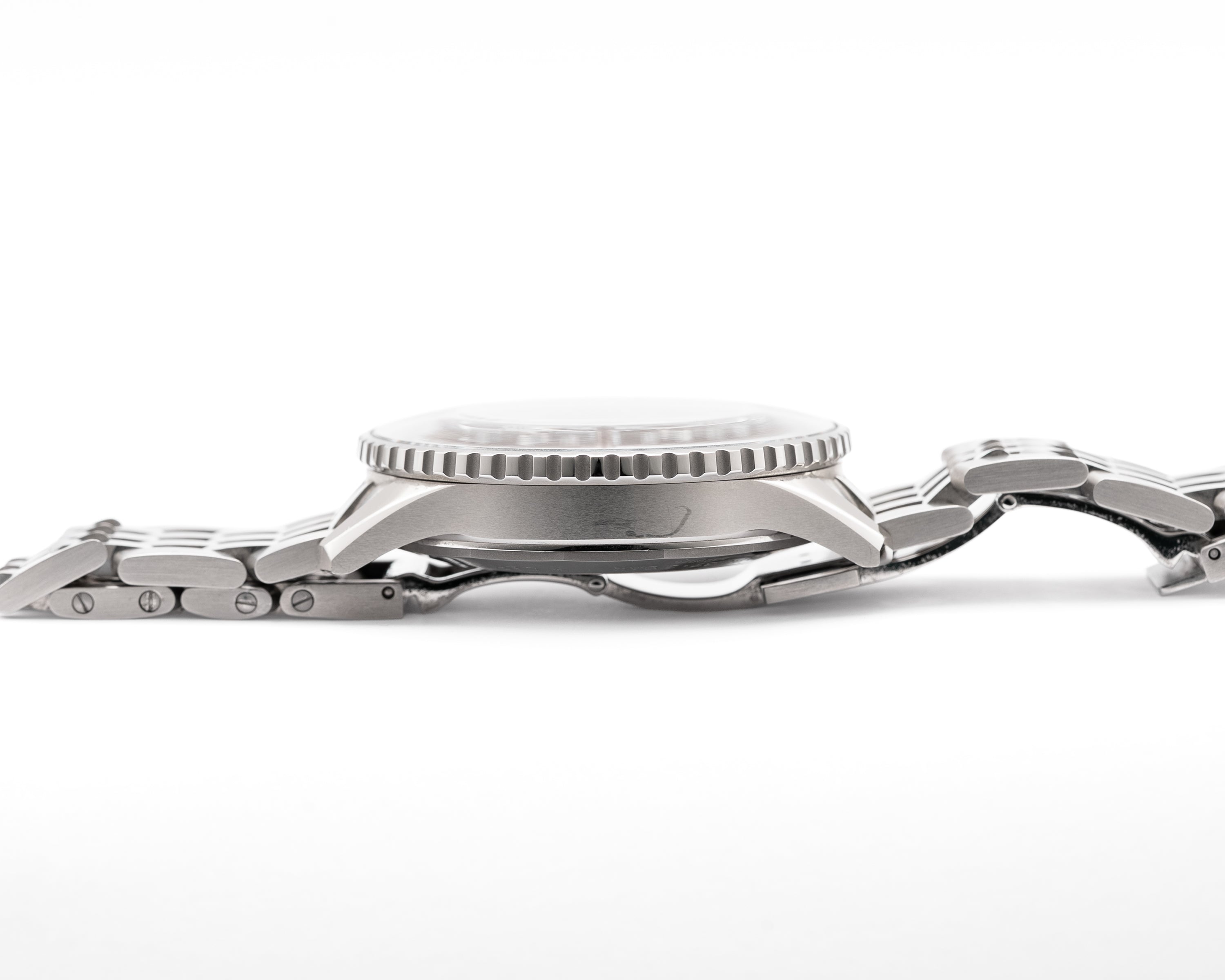 Breitling Navitimer World A24322