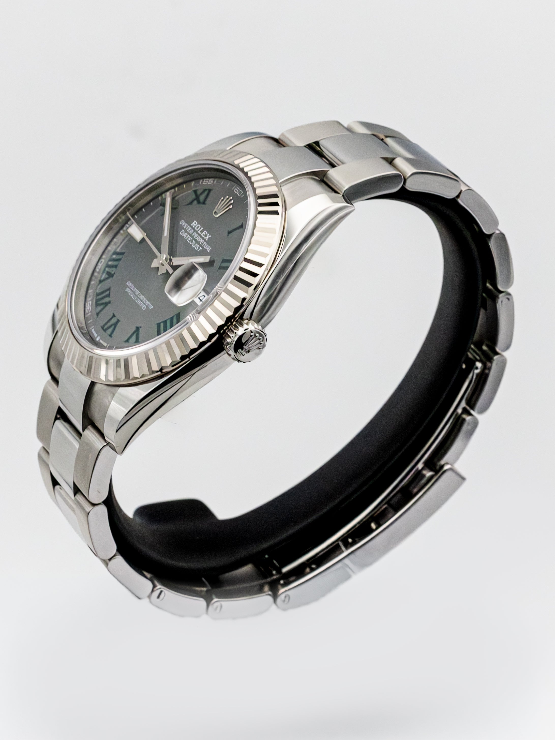 Rolex Datejust 41 126334 dial close-up - preowned luxury watch